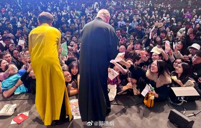 定了,詹姆斯下家出炉,就差官宣了?!