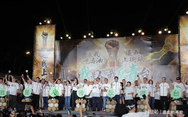 弗拉格复出29+11独行侠送热火开季4连败，欧文18分字母哥29+15+11