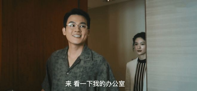 大事不妙！支持率跌至35%，萨德导弹见底80%，特朗普的中东账本兜不住了！
