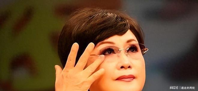 19岁亚马尔快哭了!短短24小时:输给皇马 无缘金球 一脸失望