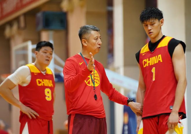中国男篮vs沙特时间已定!CCTV不直播,若想晋级4强需坚持3点调整