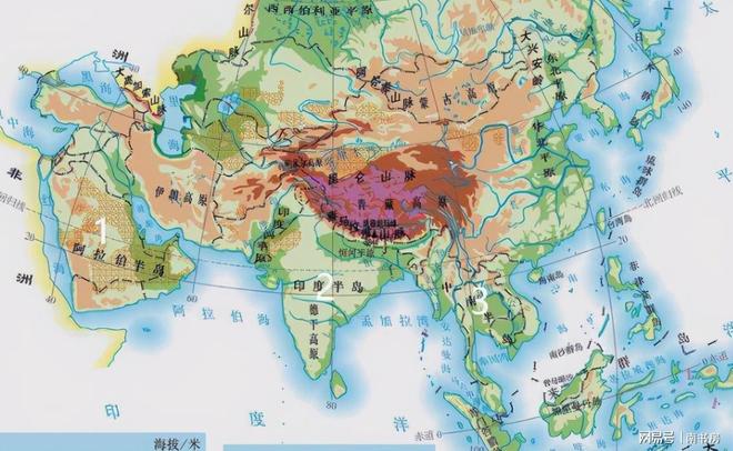 马龙/许昕3比0战胜林高远/袁烜松 晋级全锦赛男双决赛