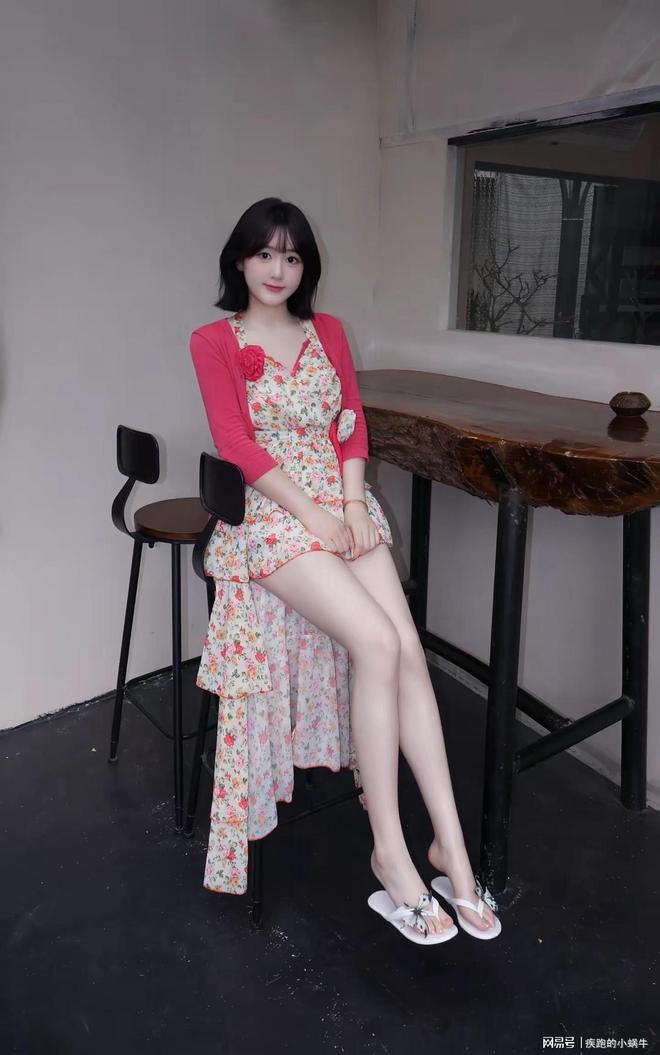 福登:季前赛的训练非常艰苦,我们正在慢慢适应湿热的天气