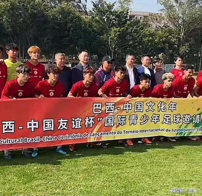 范弗利特自信还能再打10年！透露去年重伤经过：一度崩溃大哭