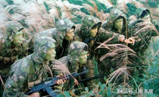 马龙/许昕3比0战胜林高远/袁烜松 晋级全锦赛男双决赛